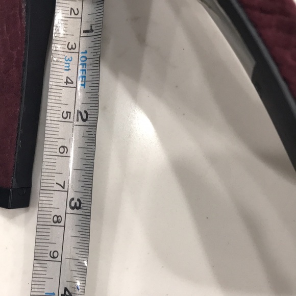 9 1/2 W I N E  metafor HEELS. Has an imprinted gator texture. Ankle strap 3”HEEL - Picture 6 of 7